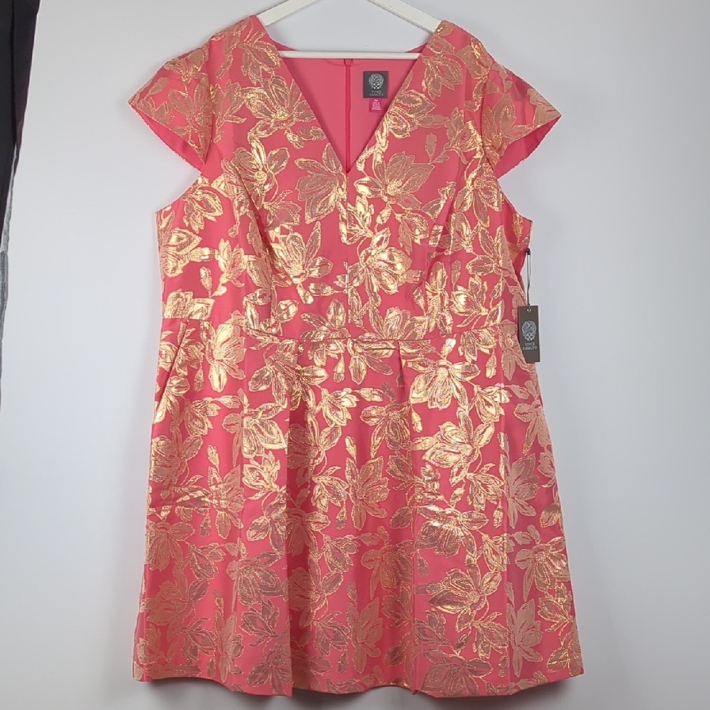 Vince Camuto Women's Metallic Floral Pink and Gold Flare Dress Size 20W